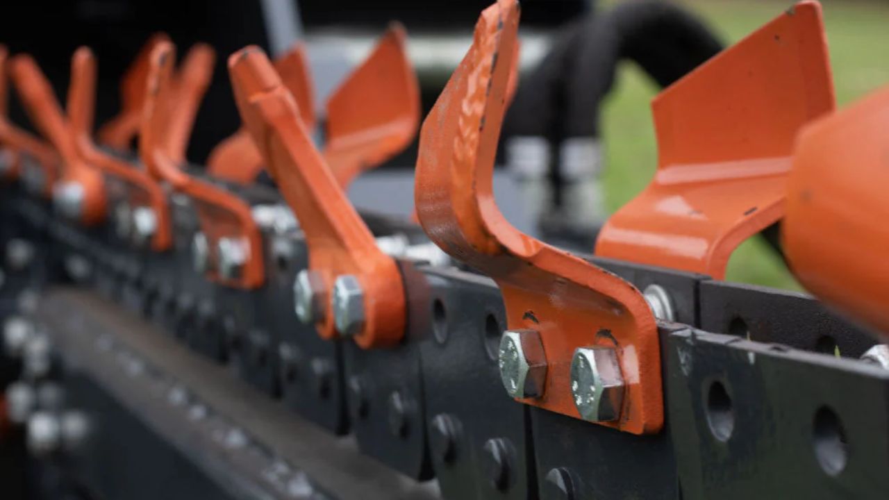 Indicators That Your Trencher Teeth Need Replacement